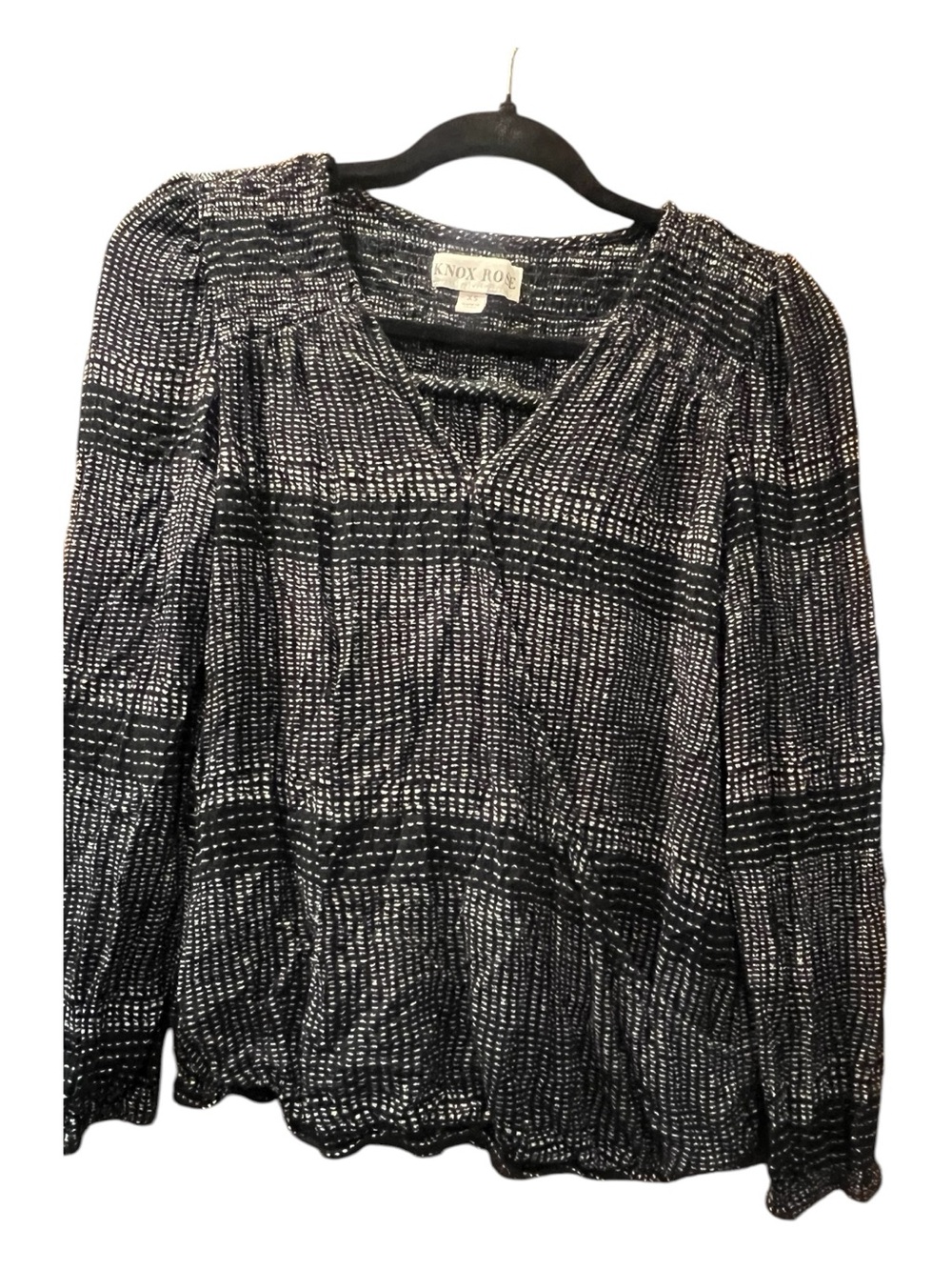 Knox Rose Black & White Dot-Grid Long Sleeve Blouse